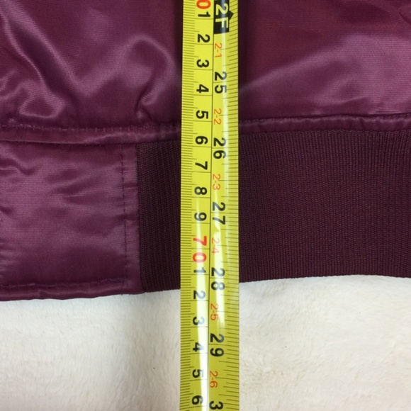 EUC Yankees Burgundy Satin Quilted Bomber Jacket - Picture 8 of 8